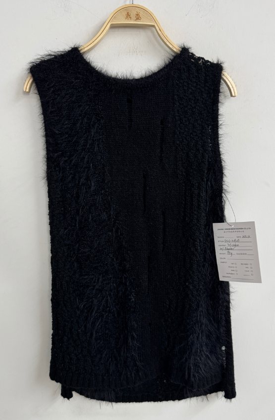 Black feather-yarn knit vest, style DS26-K09019, from the Knitwear World sample collection