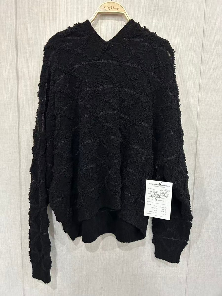 Black fringe-texture V-neck pullover, style DS26-K03026, from the Knitwear World sample collection