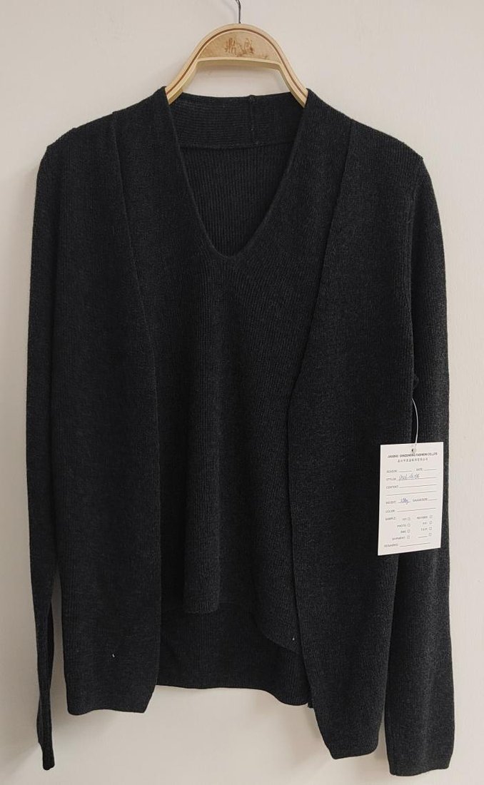 Black V-neck pullover, style DS26-08038, from the Knitwear World sample collection