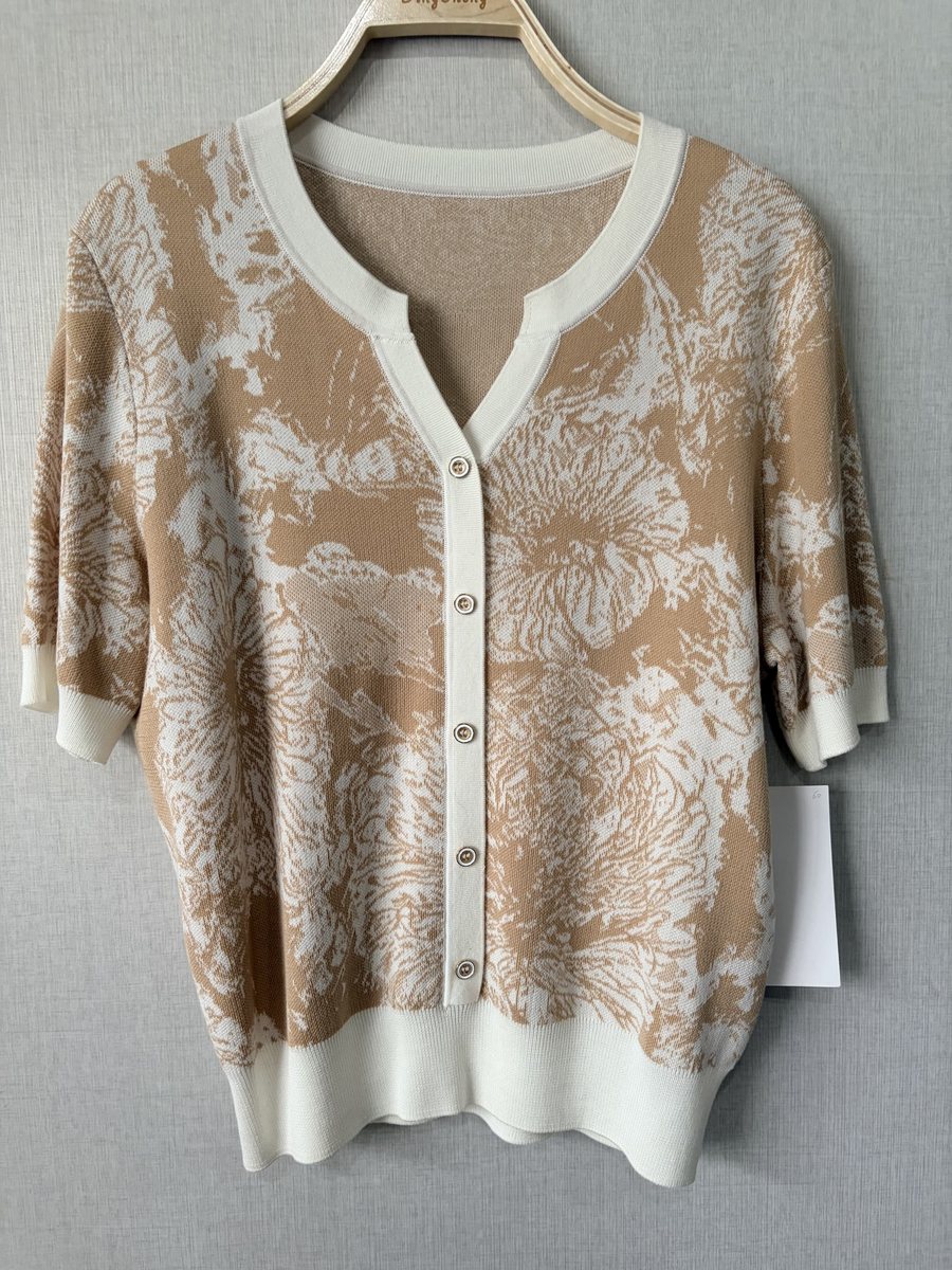 Camel and ivory floral short-sleeve cardigan, style DS27-K04003, from the Knitwear World sample collection