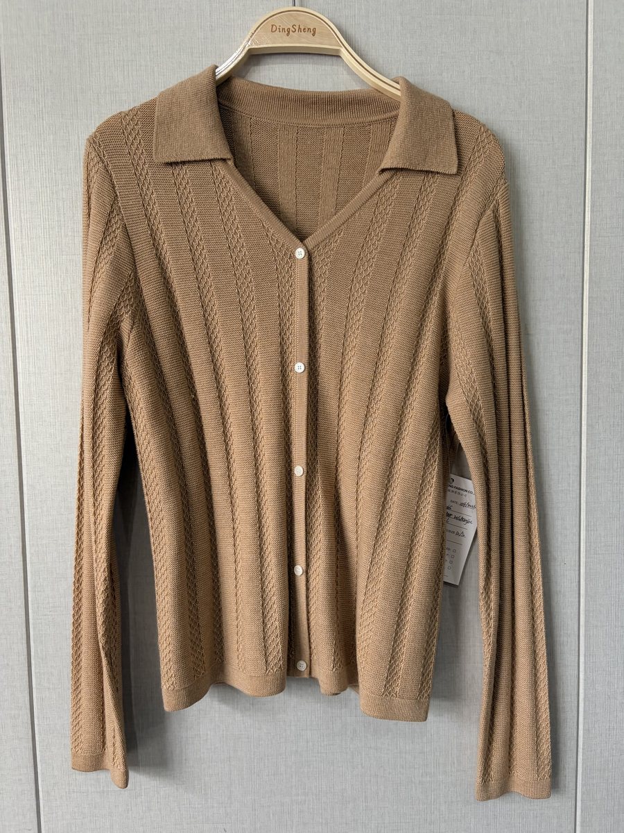 Camel polo-collar cardigan, style DS25-03065, from the Knitwear World sample collection
