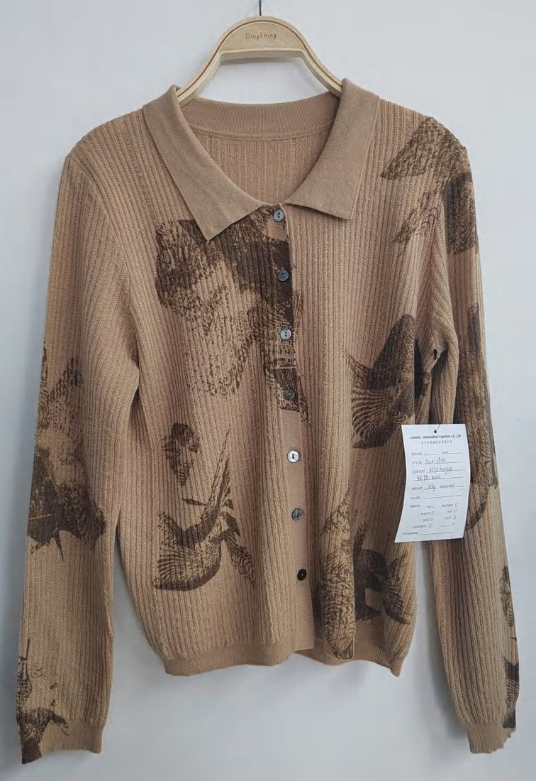 Camel polo-collar cardigan with bird and leaf pattern, style DS26-07030, from the Knitwear World sample collection