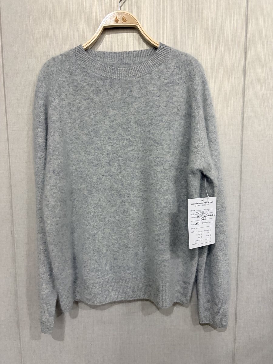 Grey brushed crew-neck pullover, style DS27-B07027, from the Knitwear World sample collection