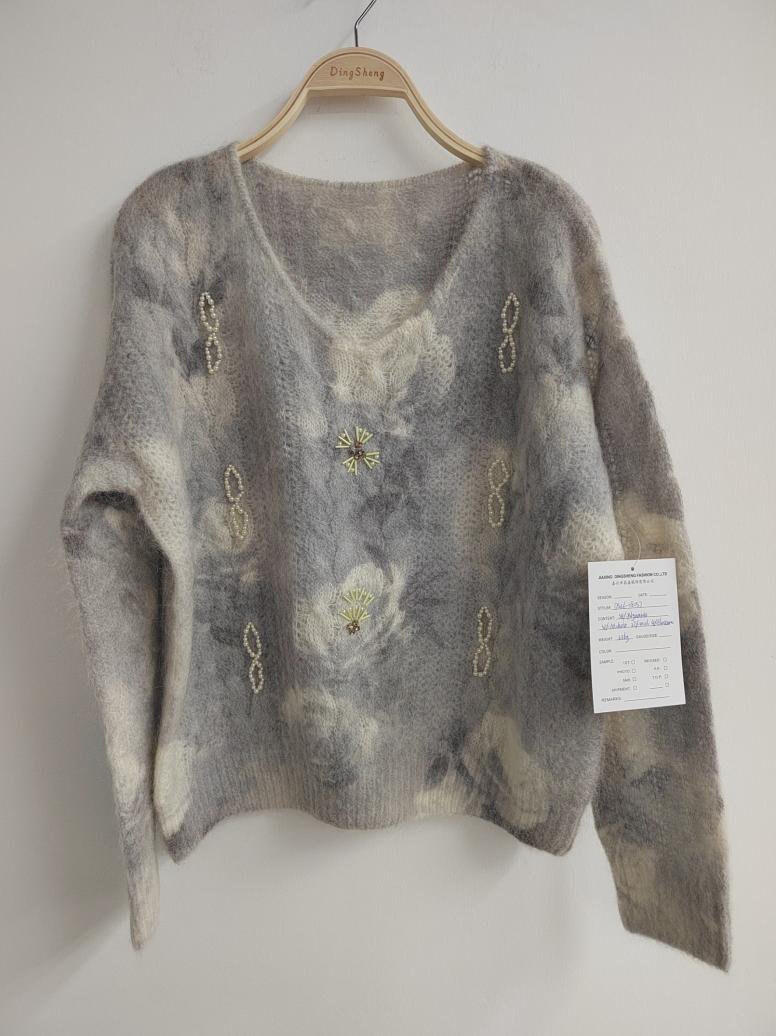 Grey floral print cardigan with embellishment, style DS26-08057, from the Knitwear World sample collection