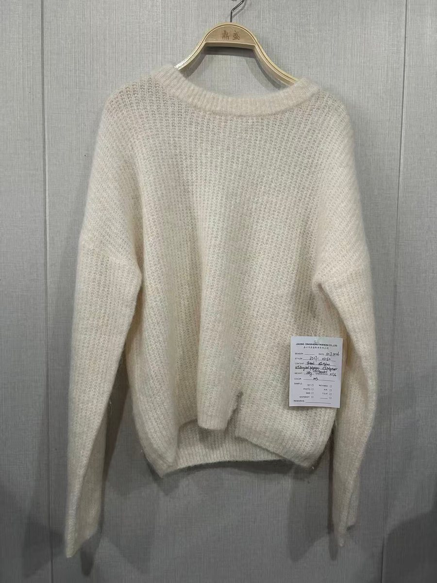 Ivory chunky rib crew-neck pullover, style DS27-05062, from the Knitwear World sample collection