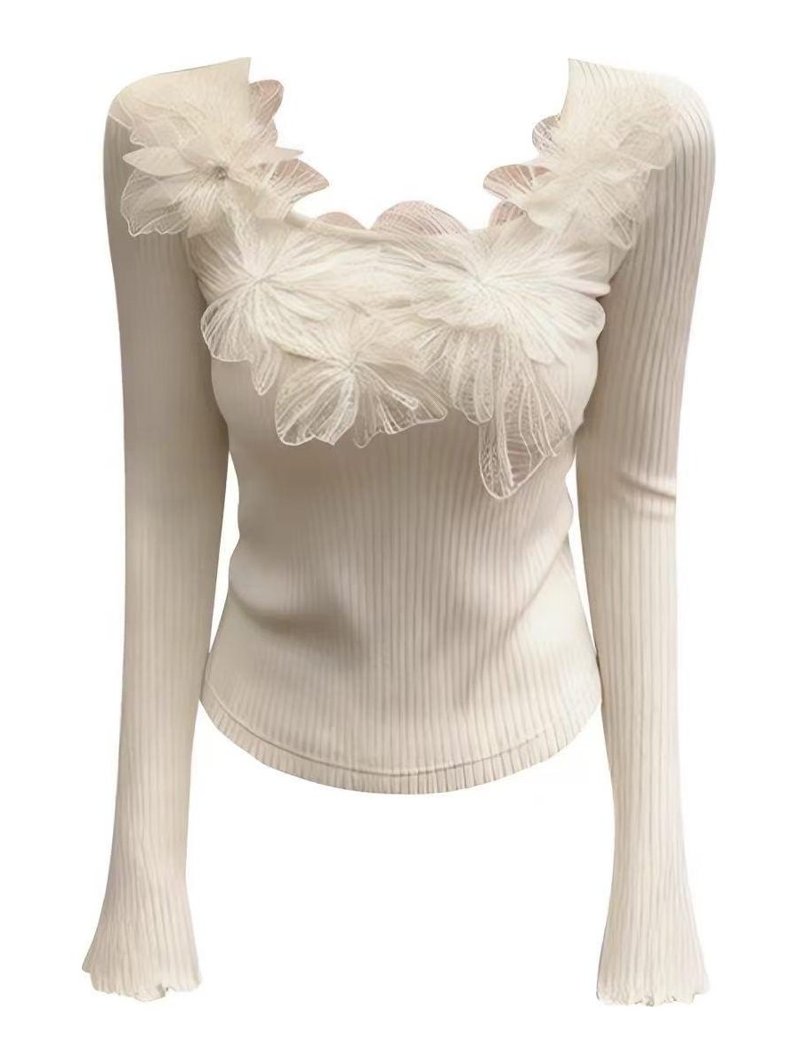 Ivory rib top with ruffle-lace V-neck, style DS27-VE025, from the Knitwear World sample collection