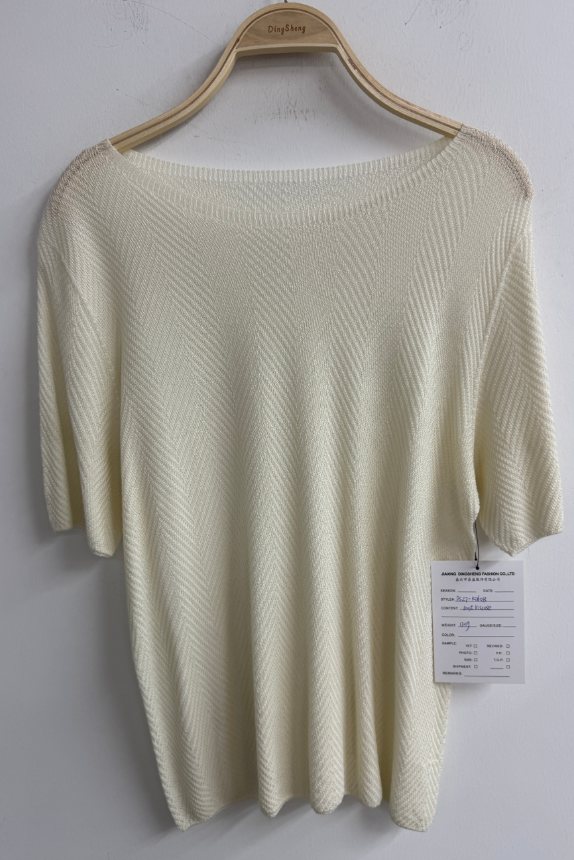 Ivory short-sleeve viscose top, style DS27-K06013, from the Knitwear World sample collection