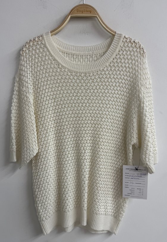 Ivory textured short-sleeve top, style DS27-K070026, from the Knitwear World sample collection