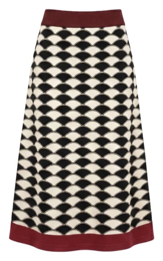Buyer’s reference image: matching scallop jacquard knitted A-line skirt with burgundy rib waistband and hem