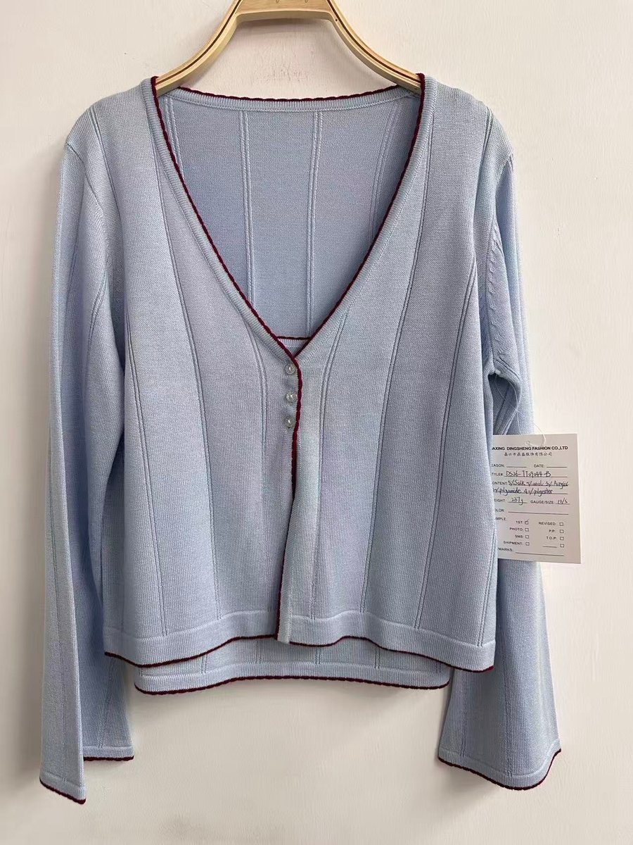 Light blue V-neck cardigan with burgundy tipping, style DS26-TT09044-B, from the Knitwear World sample collection