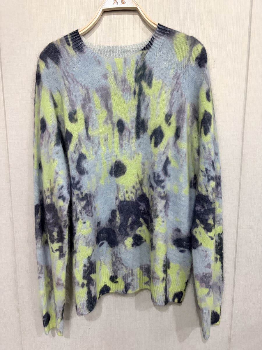 Lime and navy abstract print brushed pullover, style DS27-B07009, from the Knitwear World sample collection