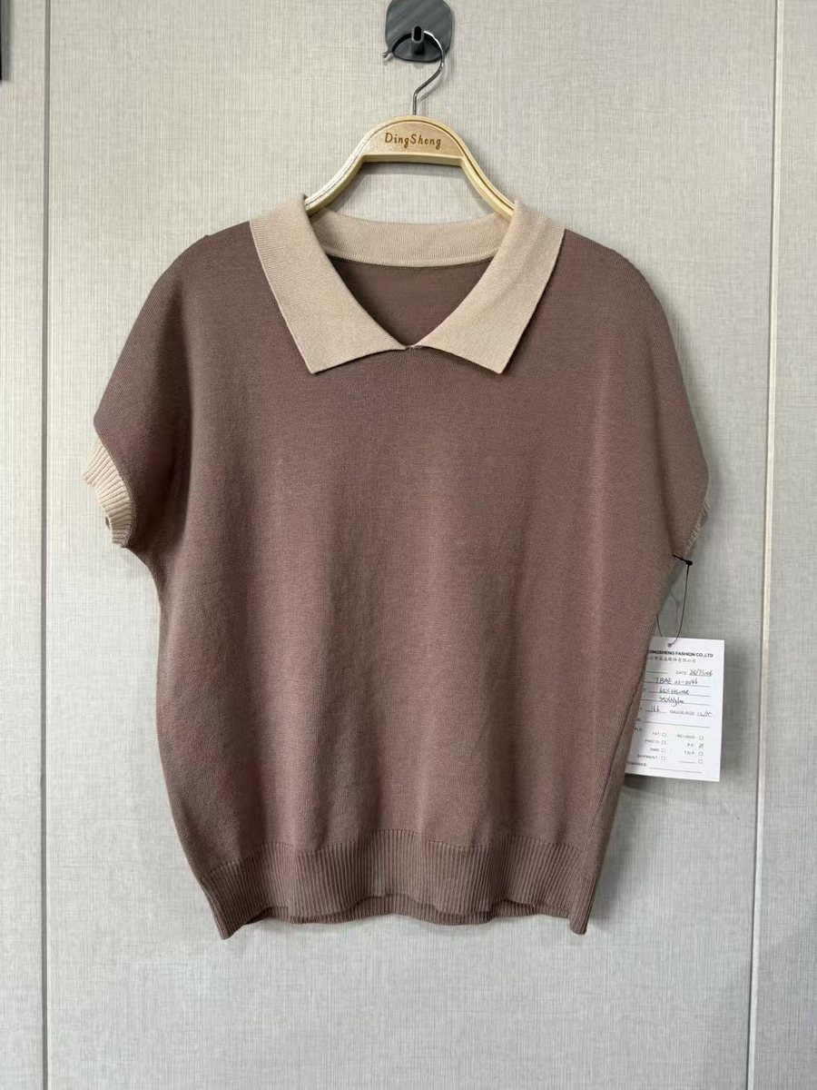 Mocha short-sleeve knit top with contrast polo collar, style TBAE 02-0046, from the Knitwear World sample collection