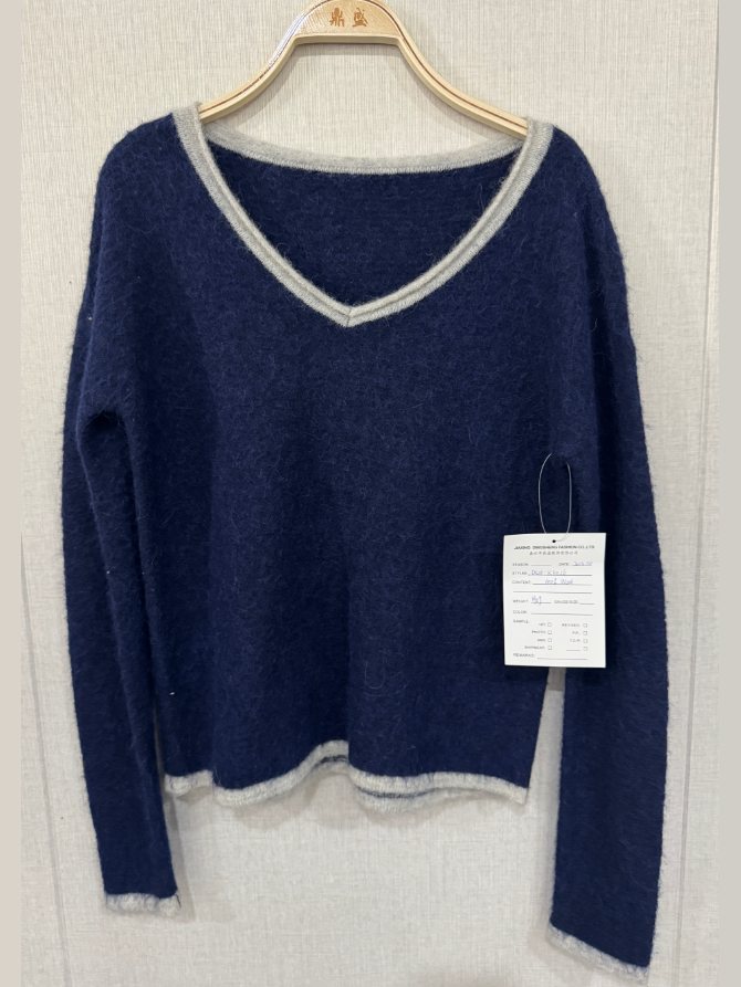 Navy wool V-neck pullover with grey tipping, style DS24-K10026, from the Knitwear World sample collection