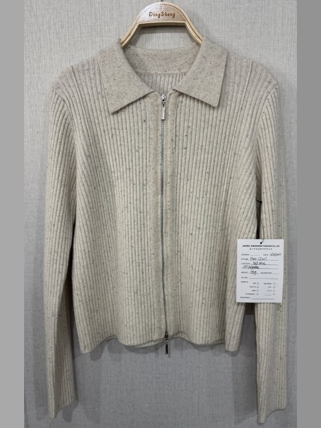 Oatmeal flecked rib zip cardigan with collar, style DS25-CT007, from the Knitwear World sample collection