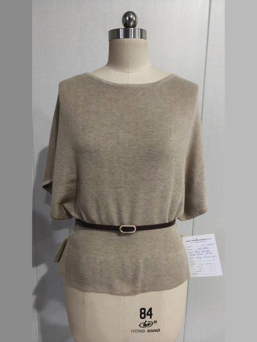 Oatmeal short-sleeve boxy knit top, style DS27-09032, from the Knitwear World sample collection