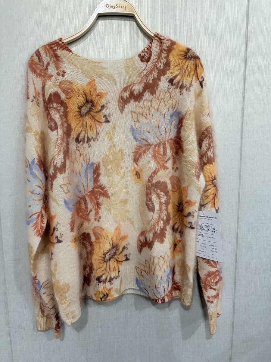 Ochre floral print brushed pullover, style DS27-B07012, from the Knitwear World sample collection