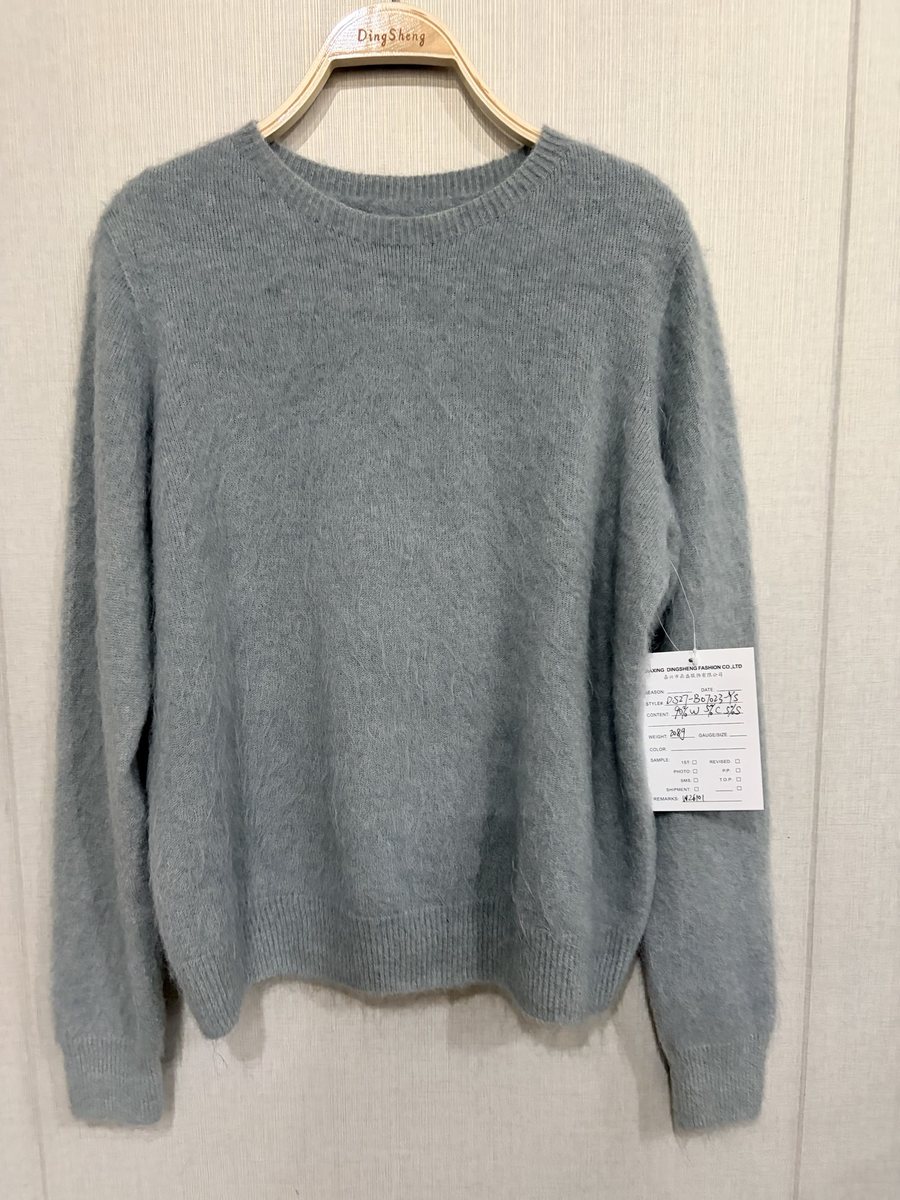 Sage brushed crew-neck pullover, style DS27-B07023-YS, from the Knitwear World sample collection