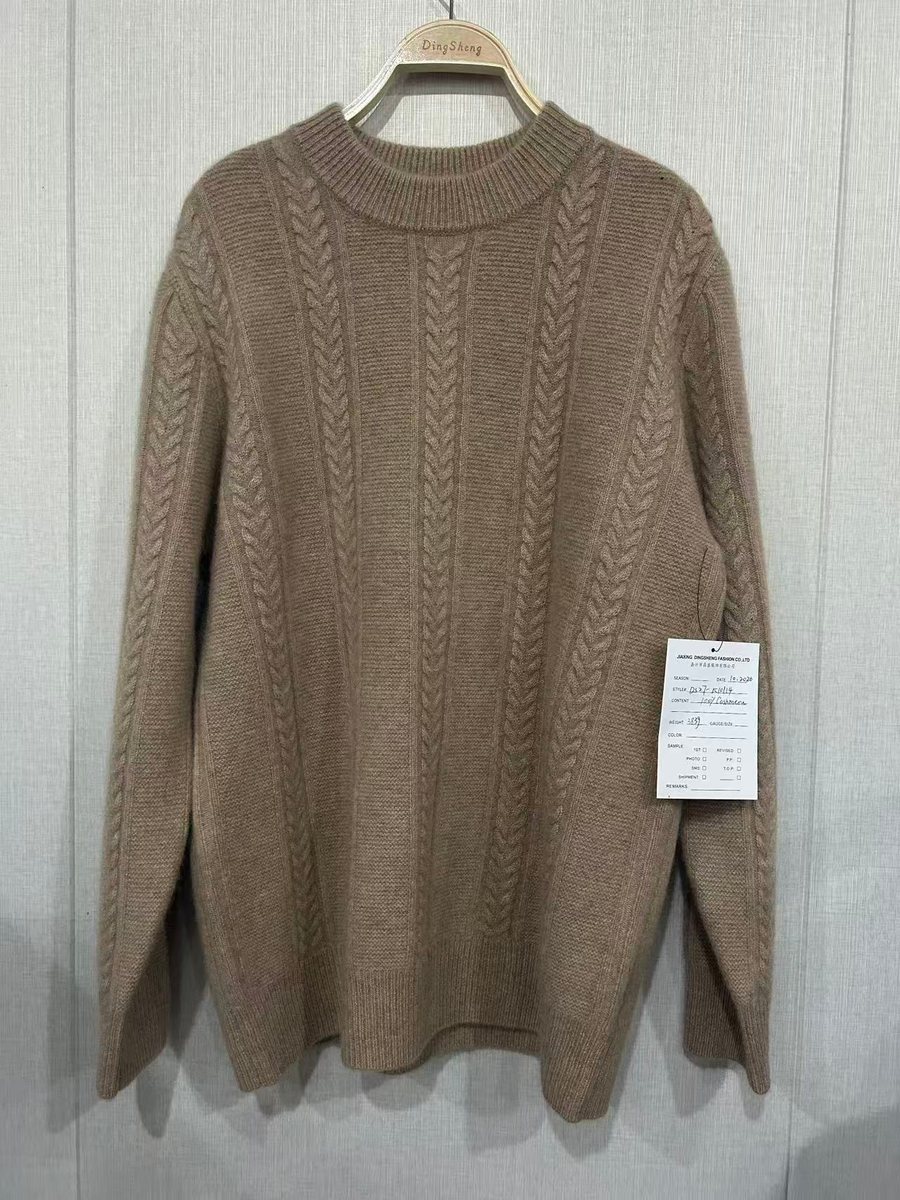 Taupe cable-knit cashmere pullover, style DS27-K10114, from the Knitwear World sample collection